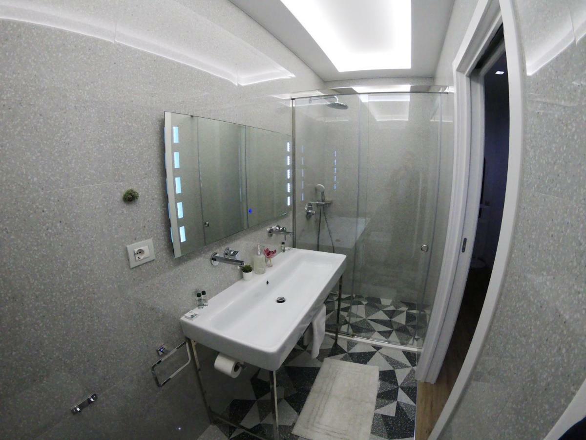 Tiranatop Suites 3 1000 Ft2 Exteriör bild